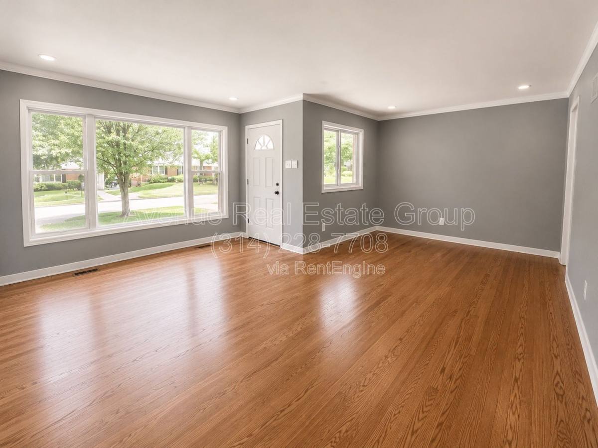 House for rent at 9529 Lodge Pole Lane, Saint Louis, MO 63126