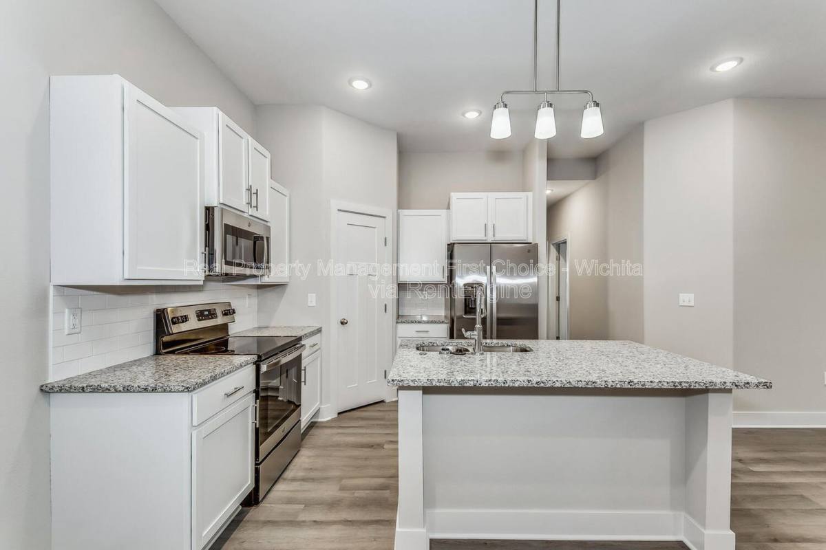 Townhouse for rent at 3413 W 45th St S, Wichita, KS 67217