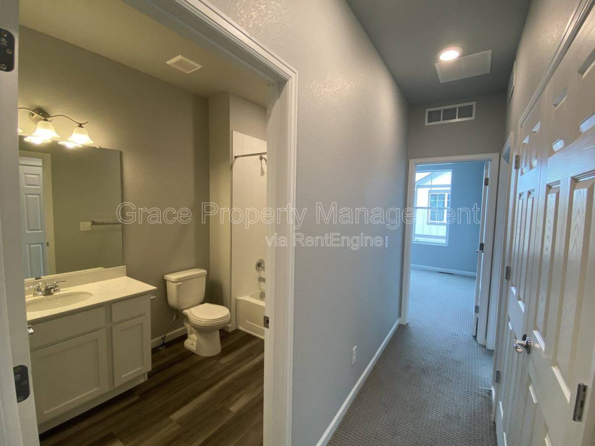 191 Ambrose St, Erie, CO 80516 - Townhouse for Rent - Image 7