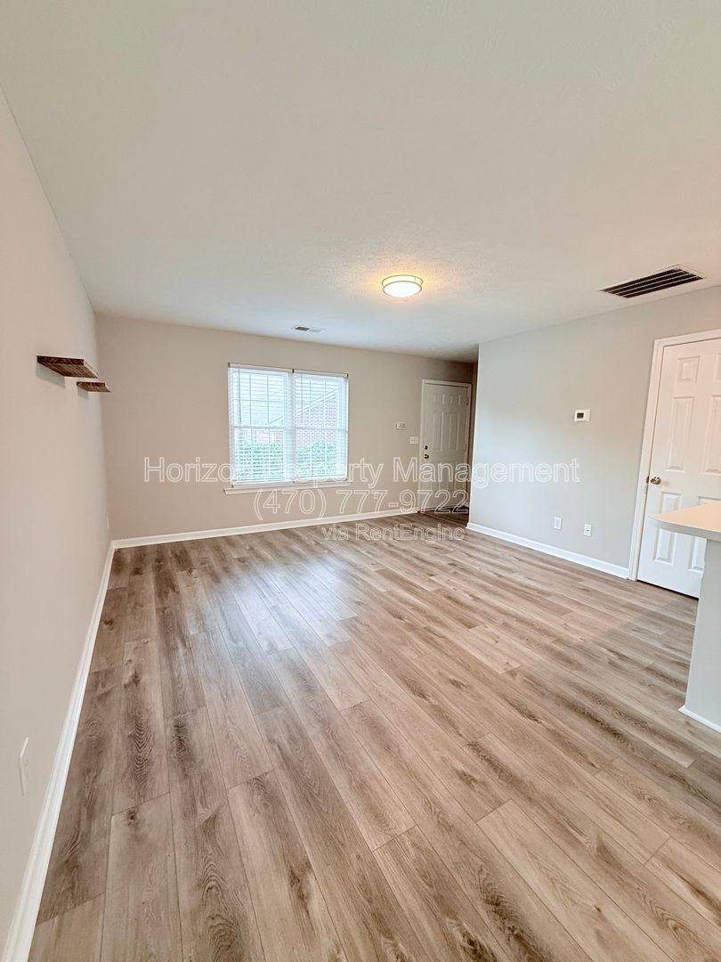 Townhouse for rent at 2816 Florence Dr, Gainesville, GA 30504