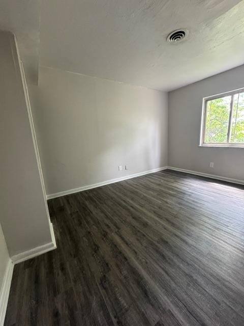 Apartment for rent at 2032 Catalpa Dr E, Dayton, OH 45406