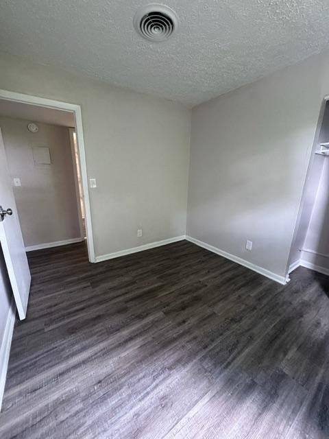 Apartment for rent at 2032 Catalpa Dr E, Dayton, OH 45406