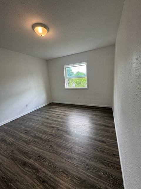 Apartment for rent at 2034 Catalpa Dr E, Dayton, OH 45406