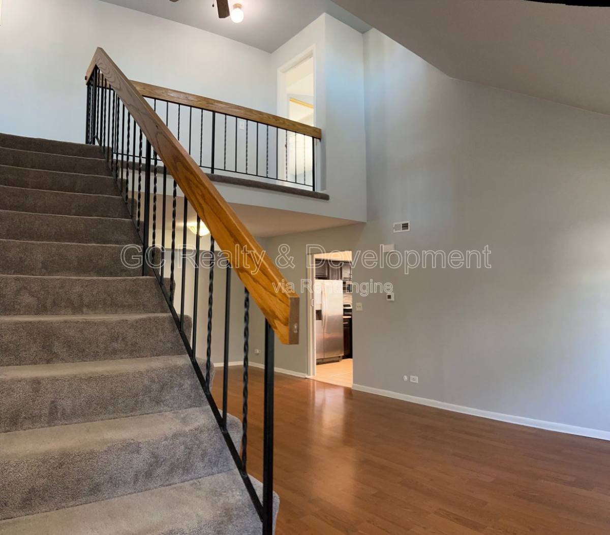 Apartment for rent at 45 White Pine Dr, Schaumburg, IL 60193