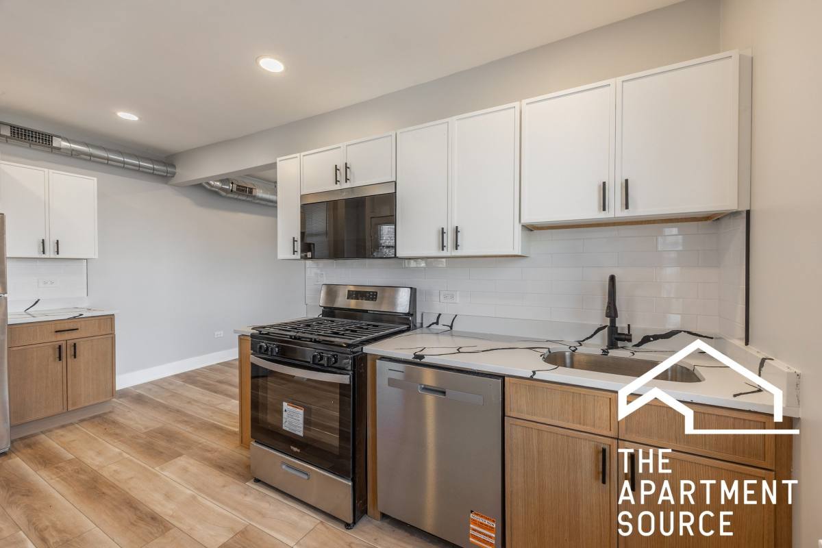Apartment for rent at 6148 N Francisco Ave #3D, Chicago, IL 60659