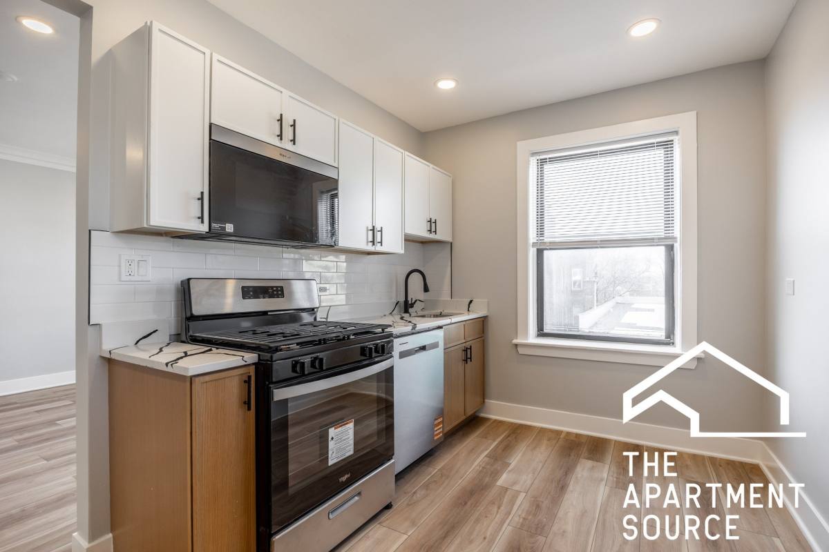 Apartment for rent at 6148 N Francisco Ave #3D, Chicago, IL 60659