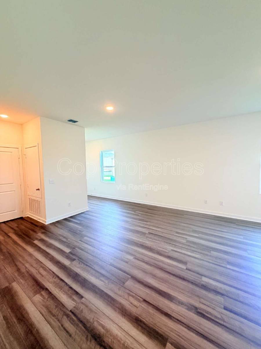 House for rent at 10219 Pine River Dr, Schertz, TX 78154