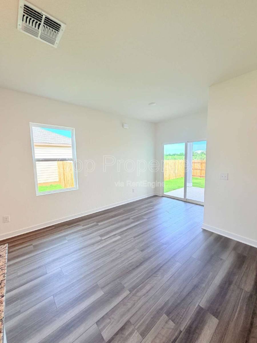 House for rent at 10219 Pine River Dr, Schertz, TX 78154