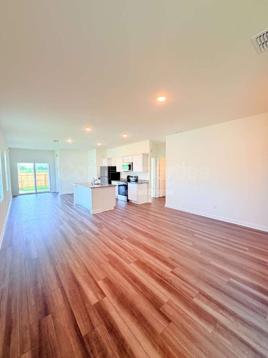 House for rent at 10219 Pine River Dr, Schertz, TX 78154