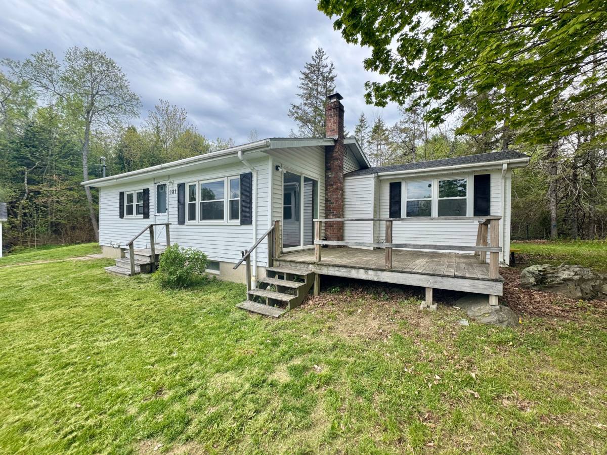 House for rent at 181 Lower Dedham Rd, Holden, ME 04429