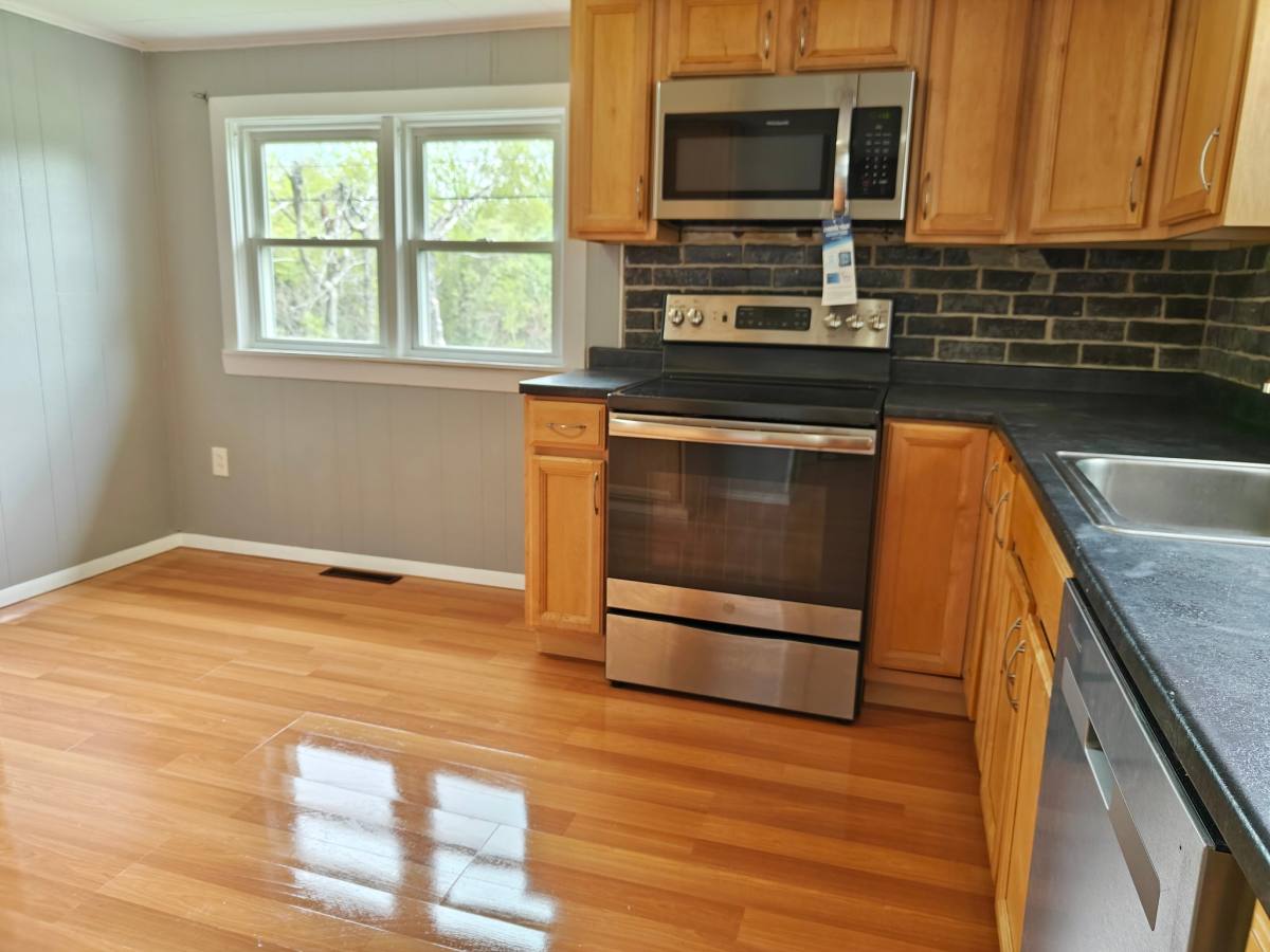 House for rent at 181 Lower Dedham Rd, Holden, ME 04429