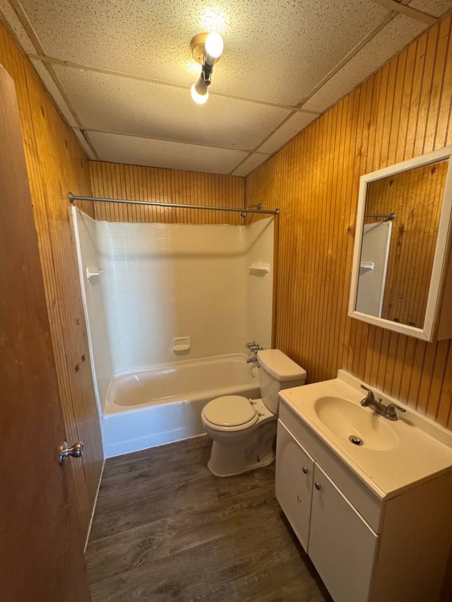 House for rent at 703 Ashwood Ave, Toledo, OH 43608