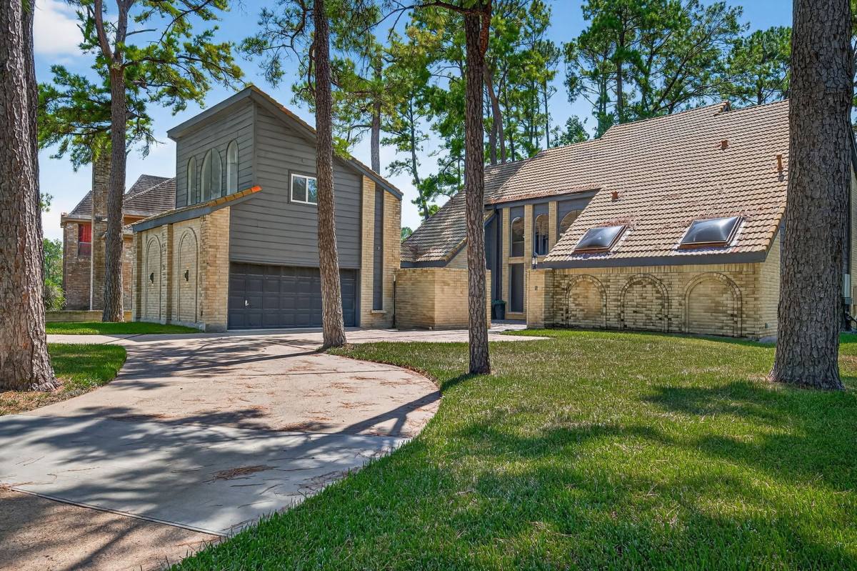 House for rent at 5815 Green Terrace Lane, Houston, TX 77088