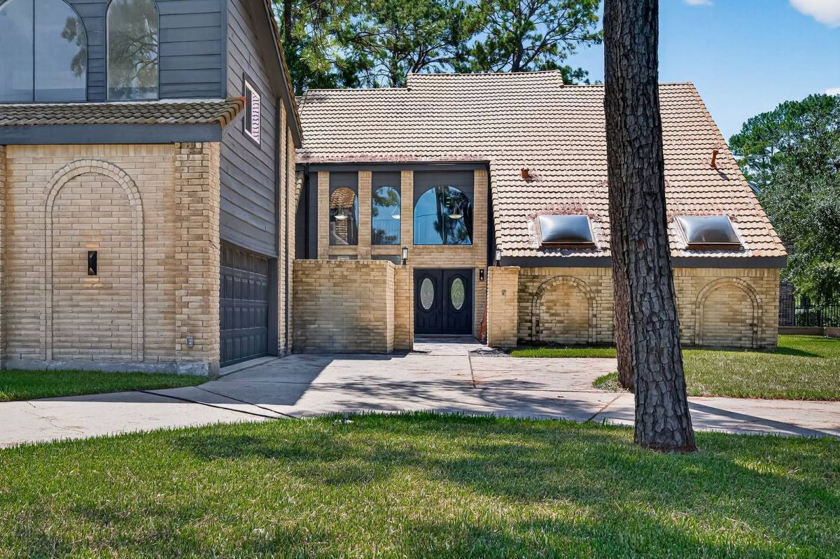 House for rent at 5815 Green Terrace Lane, Houston, TX 77088