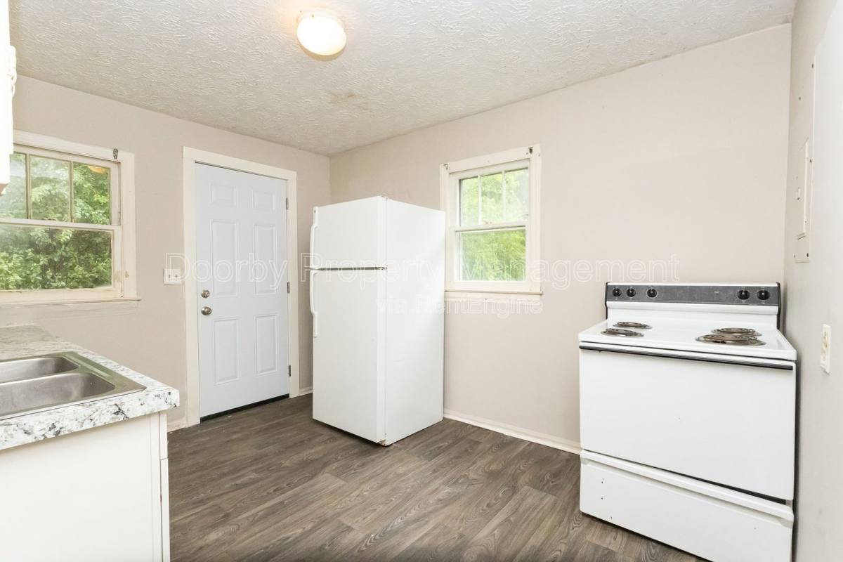 Apartment for rent at 1023 Holland Johnson Rd #B, Hixson, TN 37343