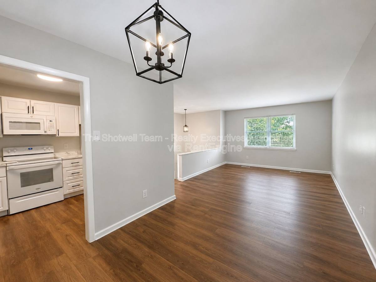House for rent at 6814 Trousdale Rd NW, Knoxville, TN 37921