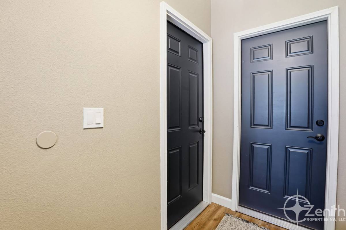 Apartment for rent at 13902 NE Piper Rd #B, Vancouver, WA 98684