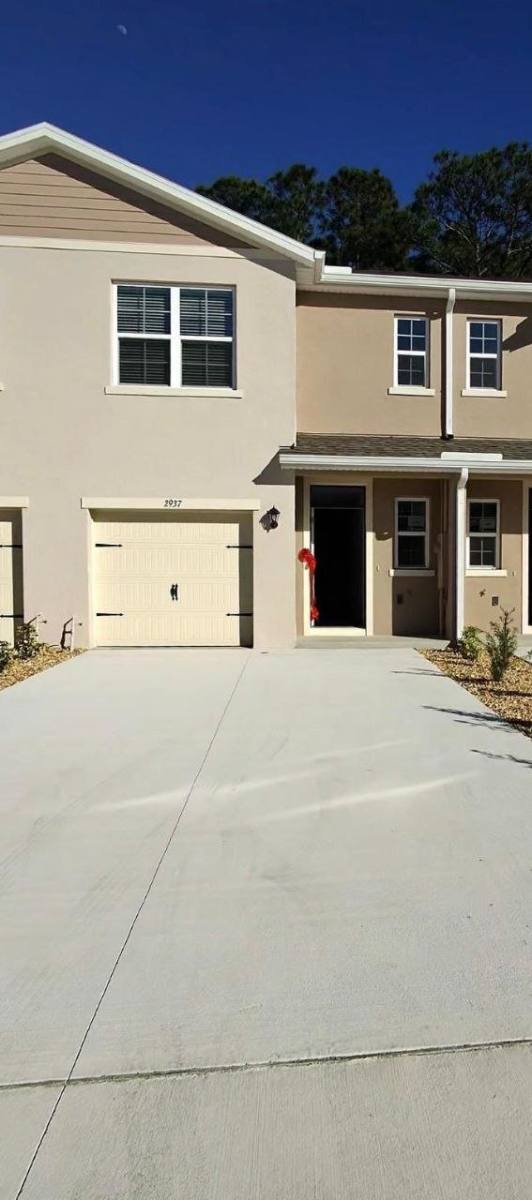 House for rent at 2933 Canary Ave, Davenport, FL 33837