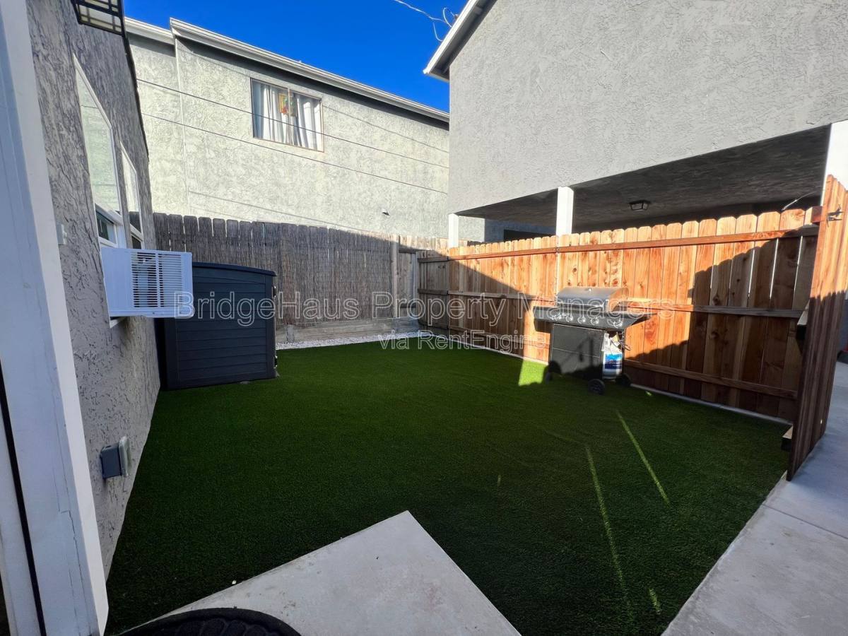 Apartment for rent at 4436 Cherokee Ave, San Diego, CA 92116