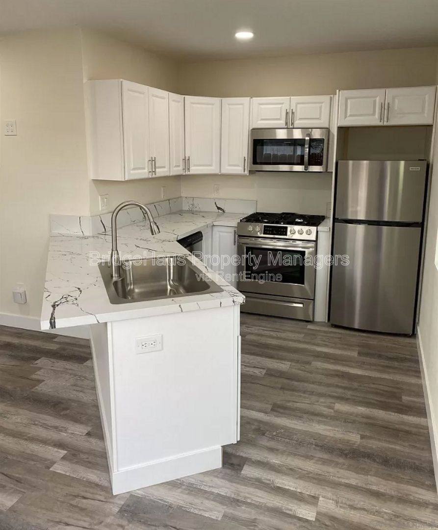 Apartment for rent at 4436 Cherokee Ave, San Diego, CA 92116