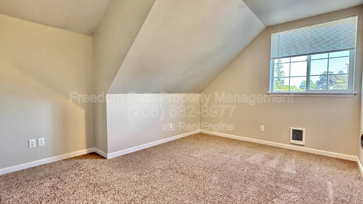 Apartment for rent at 1212 E Sherman Ave, Coeur D Alene, ID 83814