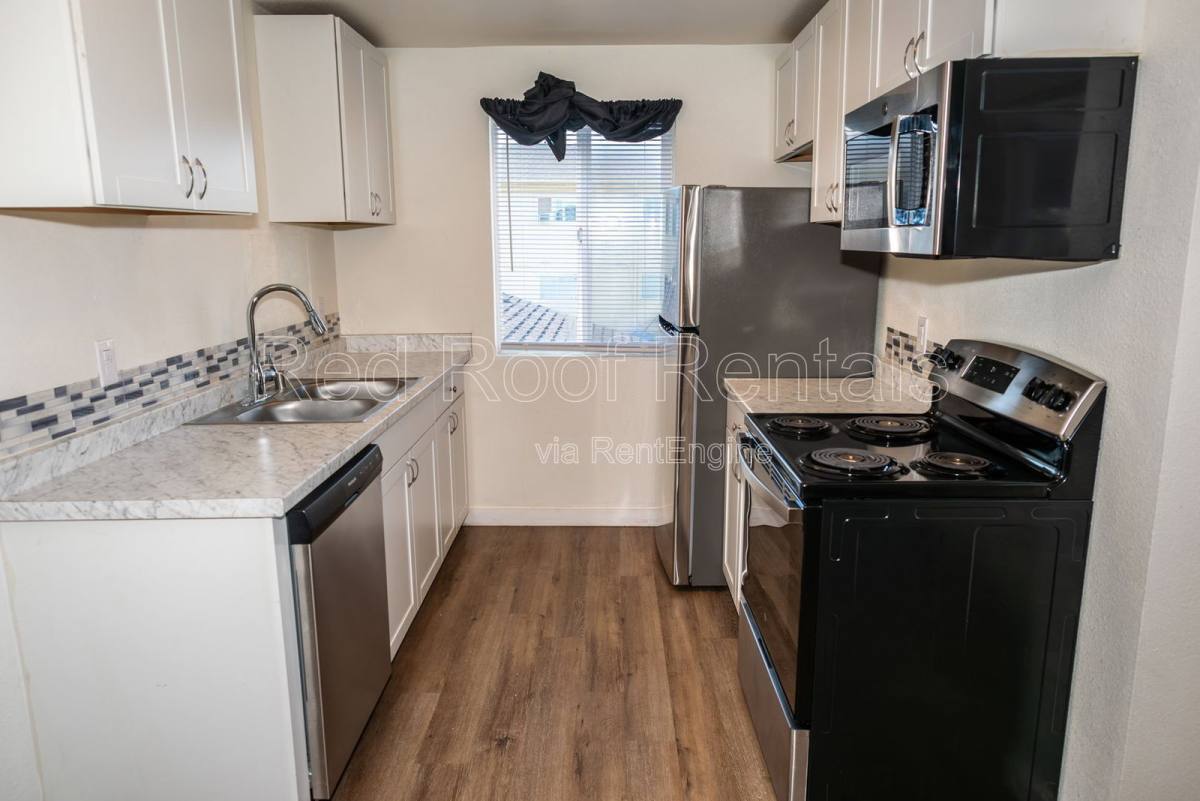 Apartment for rent at 3411 92nd St S #17, Lakewood, WA 98499