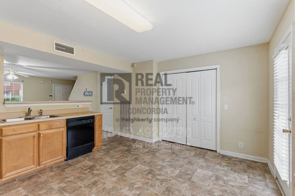 Townhouse for rent at 6066 Sagi Circle, La Vergne, TN 37086