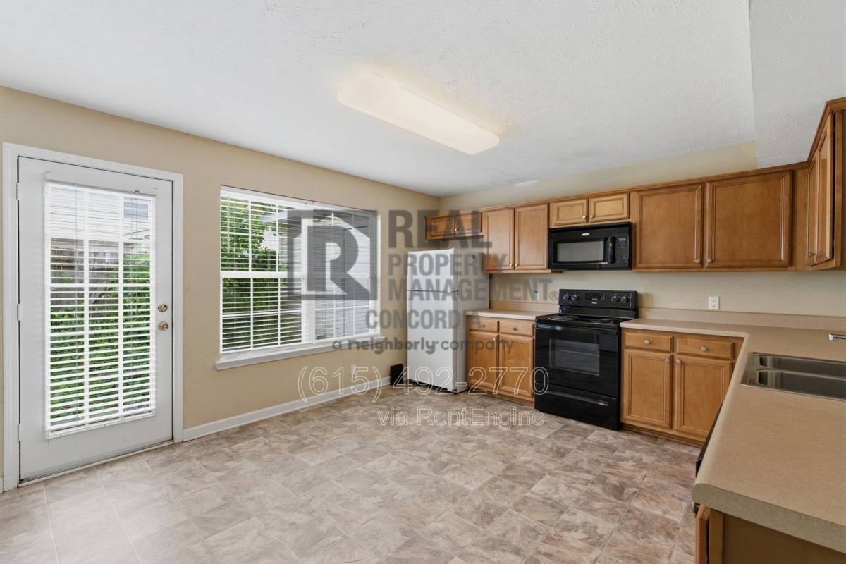 Townhouse for rent at 6066 Sagi Circle, La Vergne, TN 37086