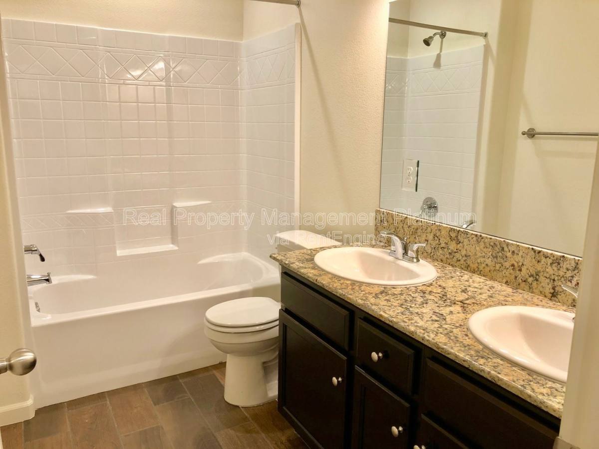 House for rent at 3417 Descanso Ave, Clovis, CA 93619