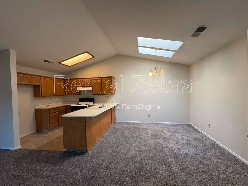 Townhouse for rent at 3090 W Queens Circle, Merced, CA 95340