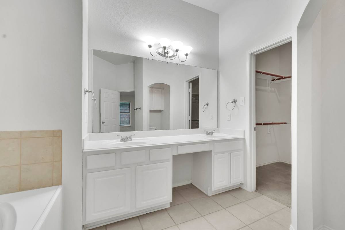House for rent at 12618 Red Hawk Dr, Frisco, TX 75033