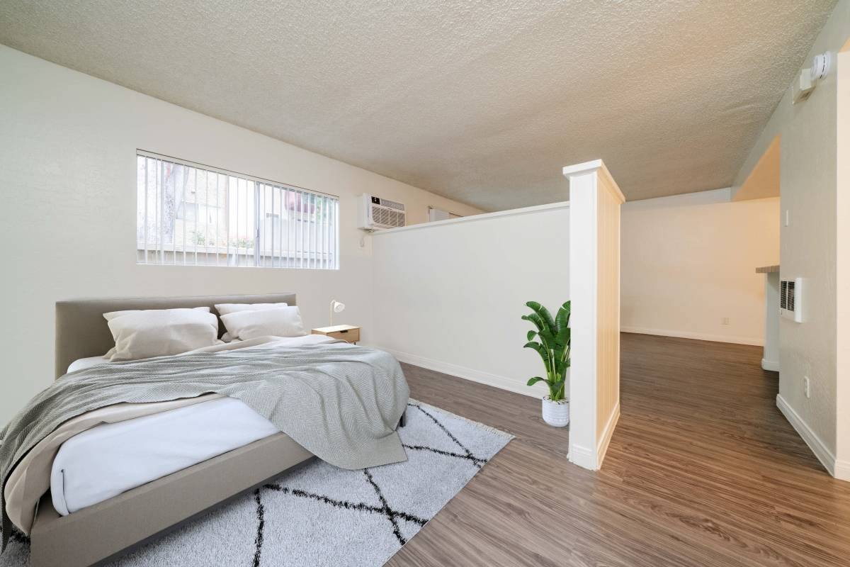 Apartment for rent at 800 E Bobier Dr #L002, Vista, CA 92084