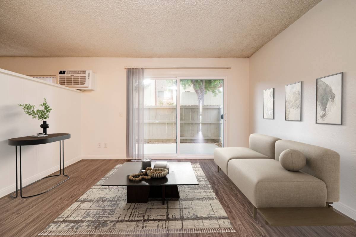 Apartment for rent at 800 E Bobier Dr #L002, Vista, CA 92084