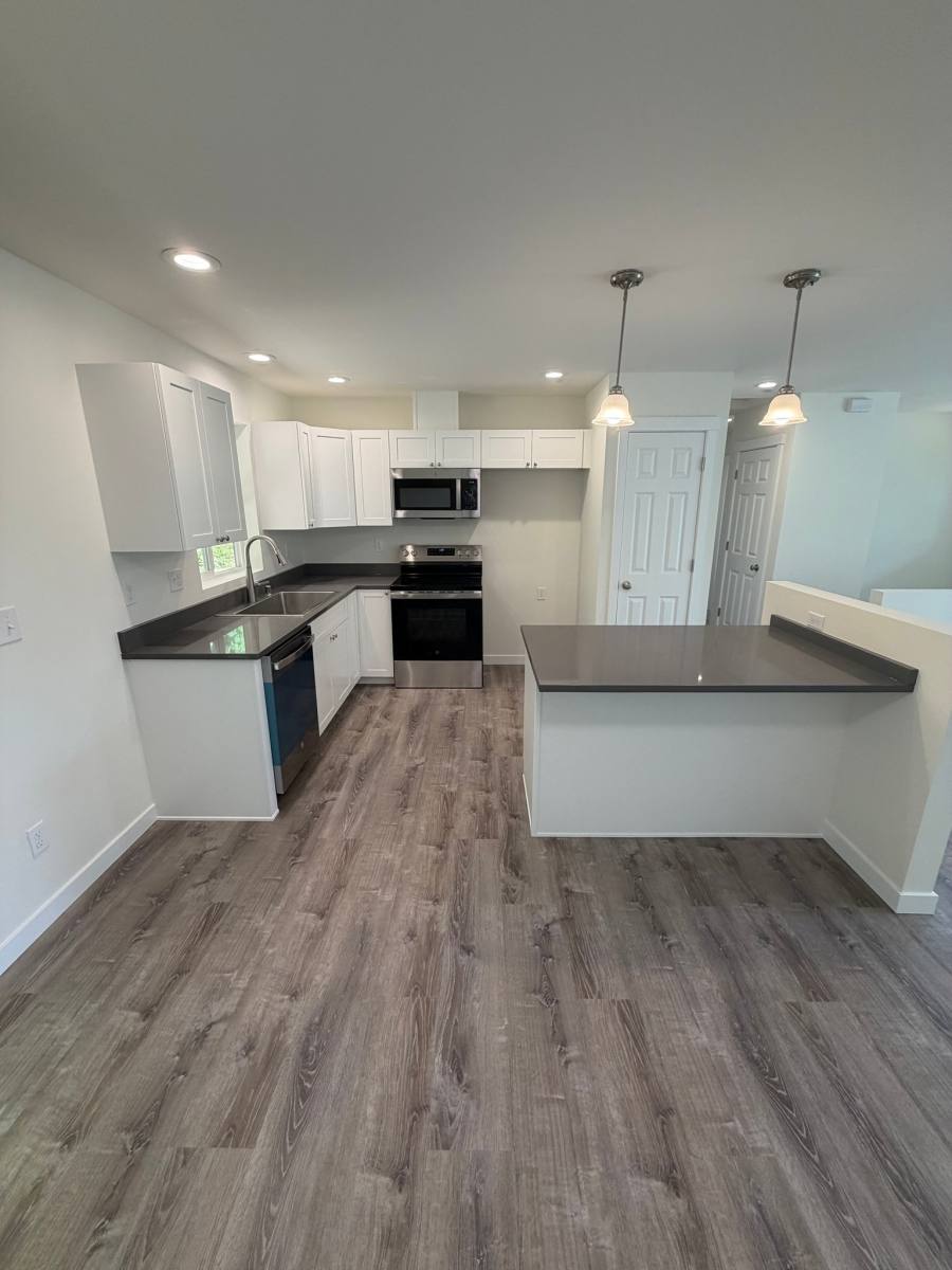 Apartment for rent at 8867 Old Military Rd NE, Bremerton, WA 98311