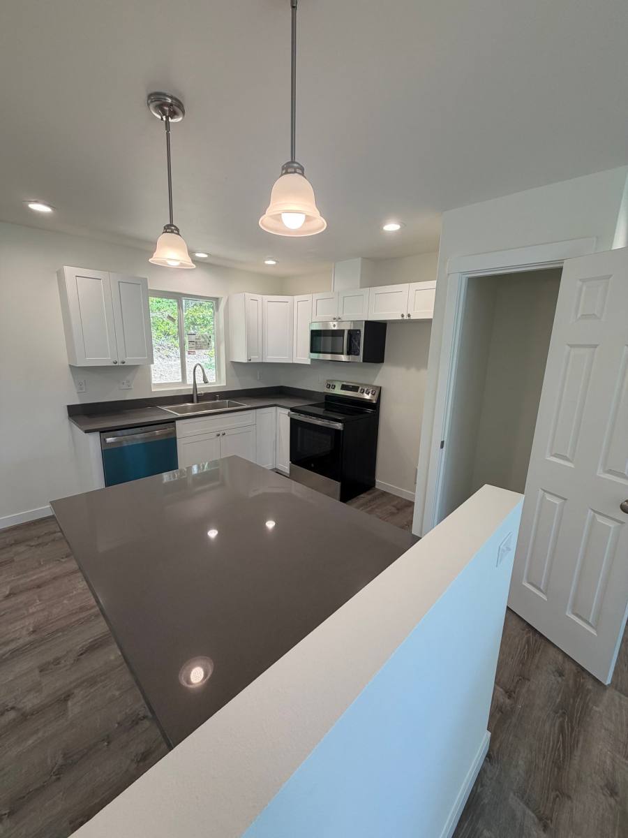 Apartment for rent at 8867 Old Military Rd NE, Bremerton, WA 98311