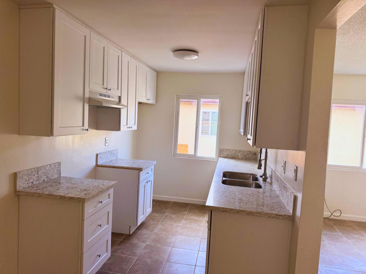 Apartment for rent at 11118 Newville Ave E, Downey, CA 90241