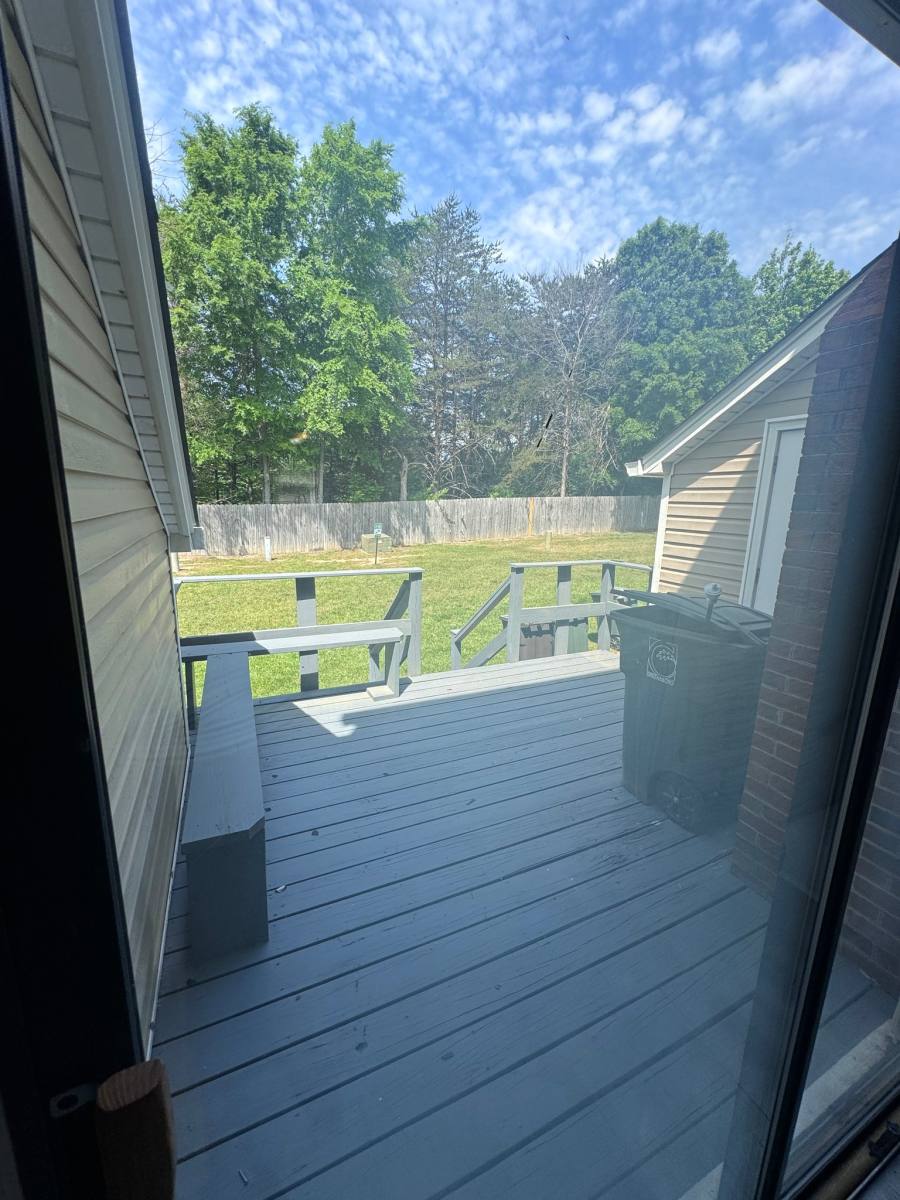 Townhouse for rent at 1131 Glendale Dr, Greensboro, NC 27406