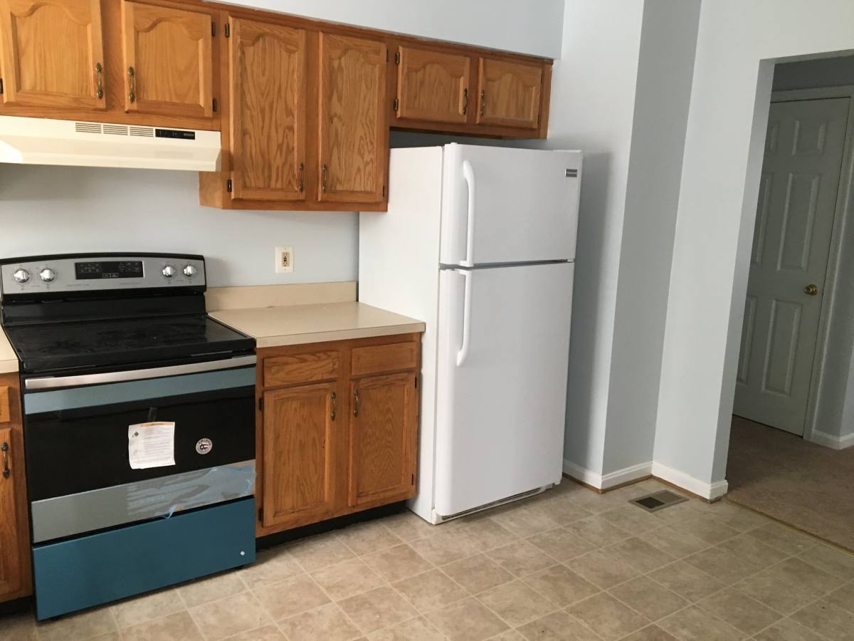 House for rent at 8435 Chesley Dr, Lusby, MD 20657