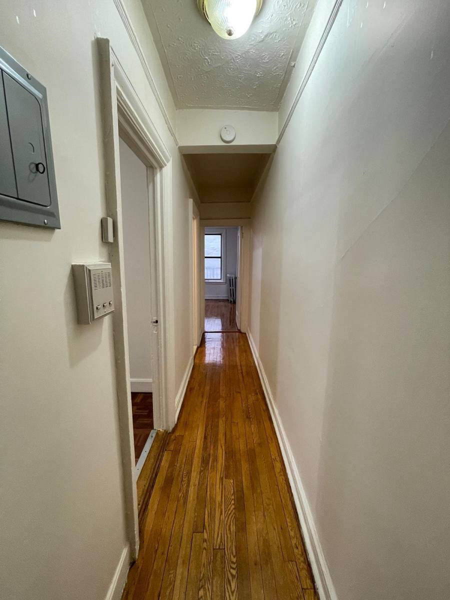 Apartment for rent at 142 W 238th St #23, Bronx, NY 10463