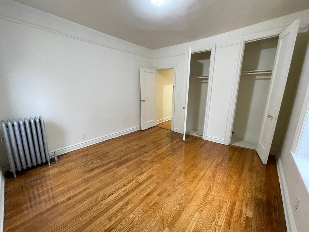 Apartment for rent at 142 W 238th St #23, Bronx, NY 10463