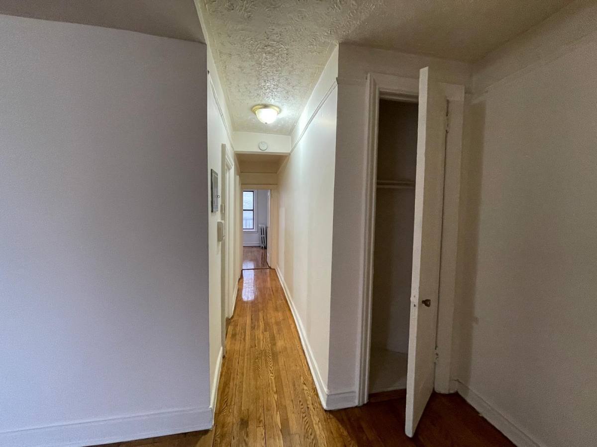 Apartment for rent at 142 W 238th St #23, Bronx, NY 10463