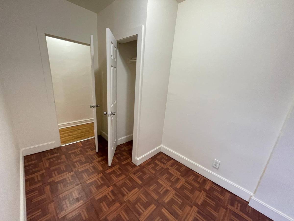 Apartment for rent at 142 W 238th St #23, Bronx, NY 10463