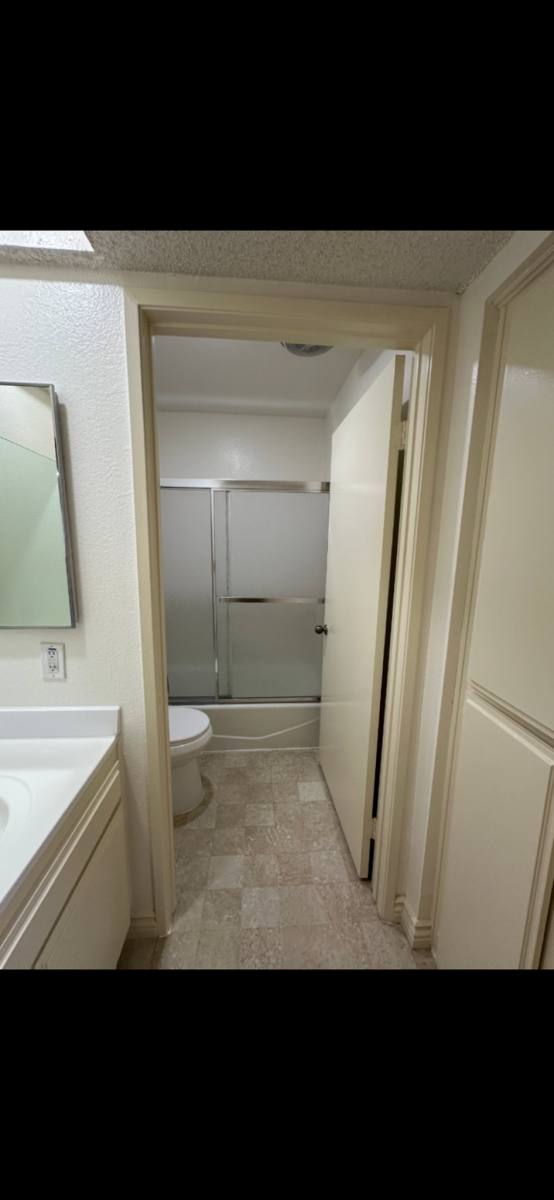 Apartment for rent at 121 S Swall Dr, Los Angeles, CA 90048