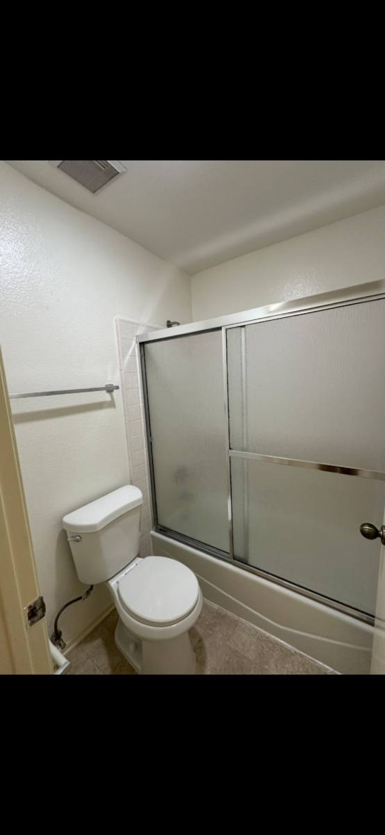 Apartment for rent at 121 S Swall Dr, Los Angeles, CA 90048