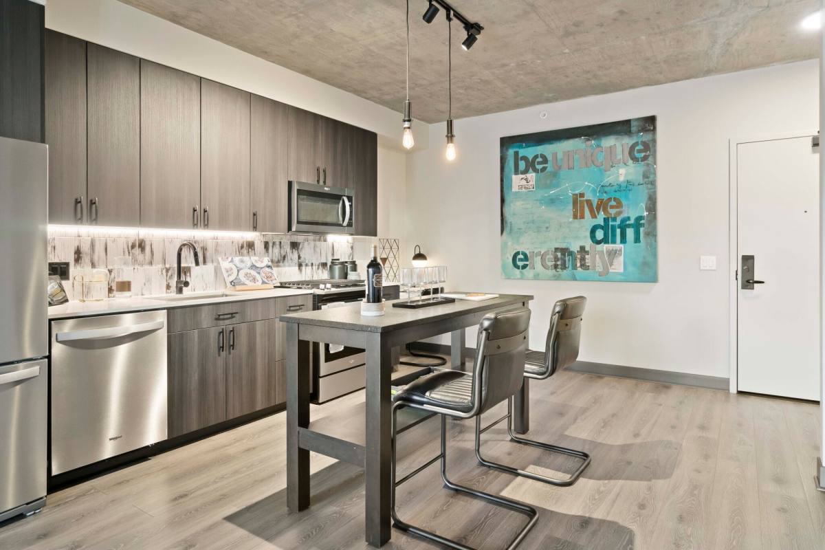 Apartment for rent at 170 N Ada #701, Chicago, IL 60607