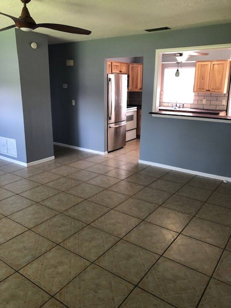 House for rent at 3022 Meadow Lake Ave, Largo, FL 33771