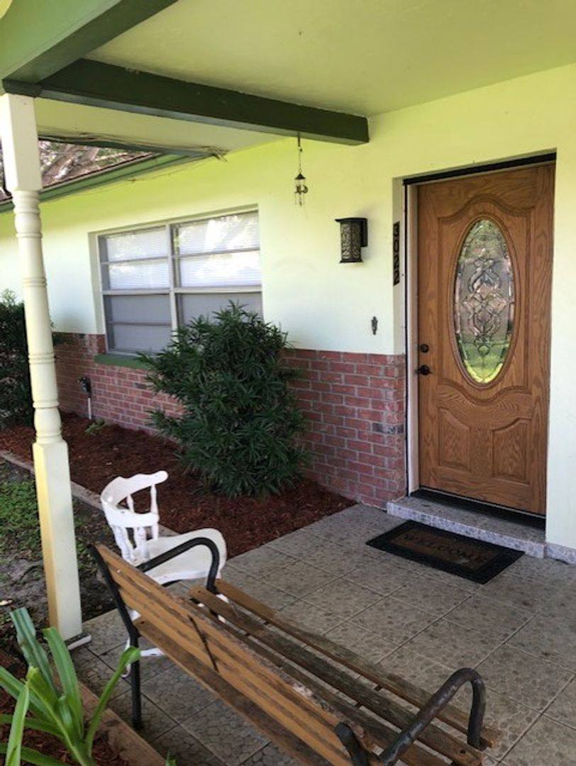 House for rent at 3022 Meadow Lake Ave, Largo, FL 33771