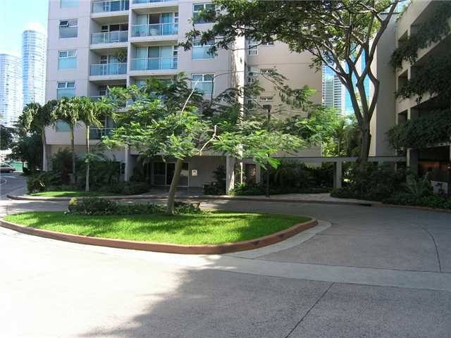 Apartment for rent at 1133 Waimanu #403, Honolulu, HI 96814
