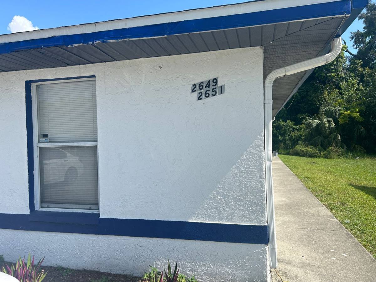 Apartment for rent at 2649-2651 Market St, Fort Myers, FL 33916
