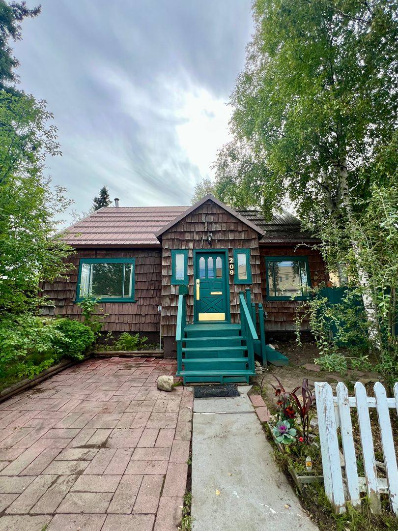 House for rent at 209 2nd Ave, Fairbanks, AK 99701